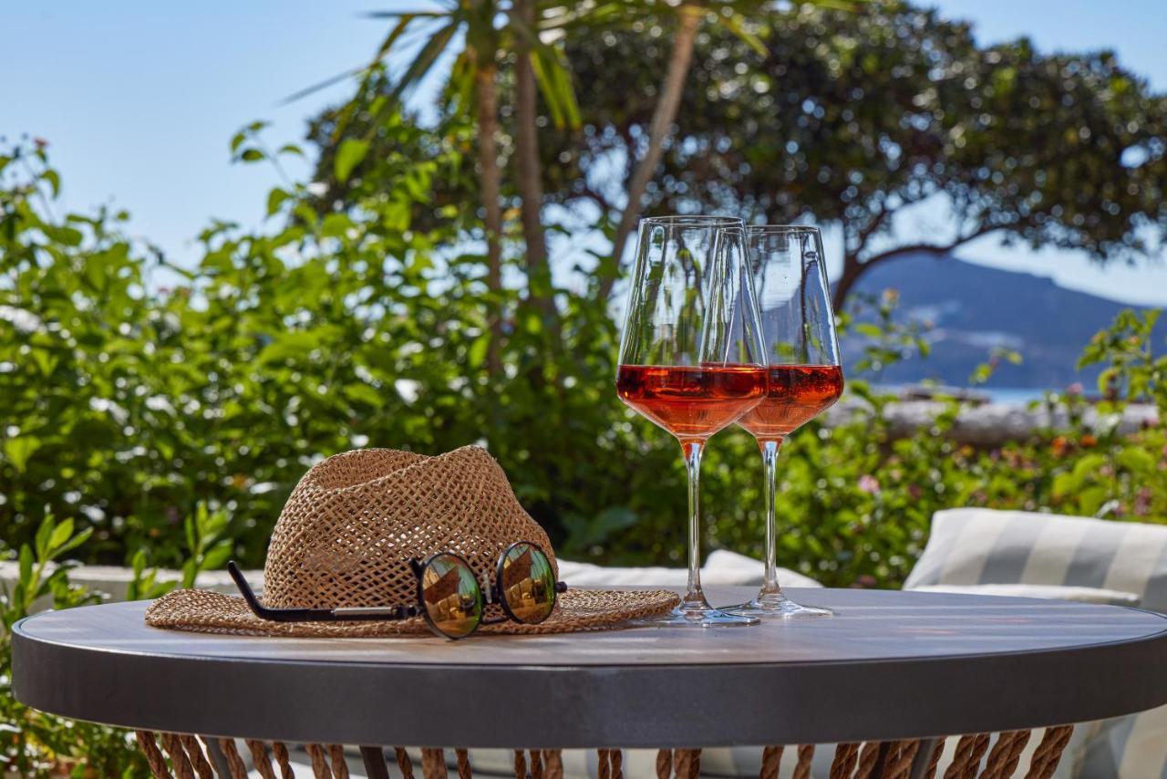 卡勒吉斯公寓酒店 Naxos City 外观 照片